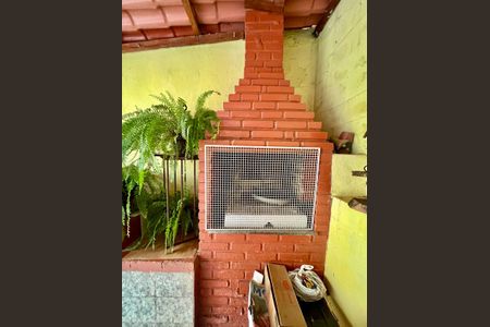 Casa à venda com 278m², 3 quartos e 3 vagasÁrea Externa - Fundos - Churrasqueira