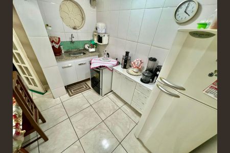 Casa à venda com 278m², 3 quartos e 3 vagasCozinha 1