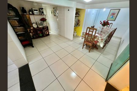 Casa à venda com 278m², 3 quartos e 3 vagasCozinha 2