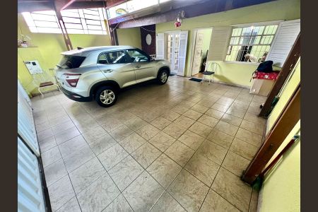 Casa à venda com 278m², 3 quartos e 3 vagasGaragem