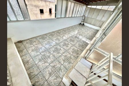 Casa à venda com 278m², 3 quartos e 3 vagasTerraço