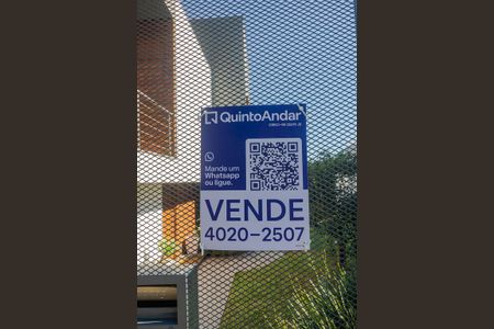 Casa à venda com 400m², 3 quartos e 3 vagasPlaquinha instalada