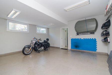 Casa à venda com 400m², 3 quartos e 3 vagasGaragem