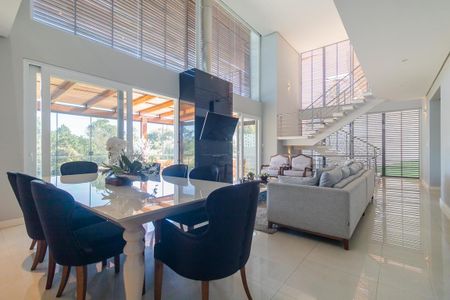 Casa à venda com 400m², 3 quartos e 3 vagasSala