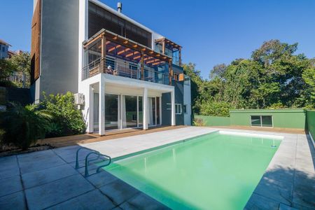 Casa à venda com 400m², 3 quartos e 3 vagasQuintal