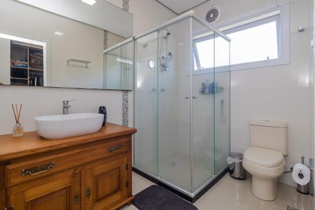 Casa à venda com 400m², 3 quartos e 3 vagasBanheiro da Suíte