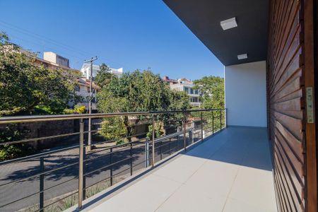 Casa à venda com 400m², 3 quartos e 3 vagasQuarto 2 - varanda