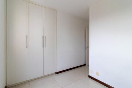 Apartamento à venda com 60m², 2 quartos e 2 vagasQuarto 1