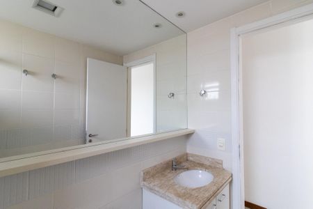 Apartamento à venda com 60m², 2 quartos e 2 vagasBanheiro da Suíte