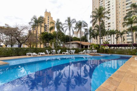 Apartamento à venda com 60m², 2 quartos e 2 vagasÁrea comum - Piscina