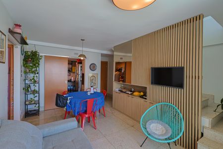 Apartamento à venda com 225m², 4 quartos e 3 vagasSala