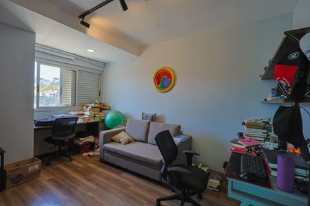 Apartamento à venda com 225m², 4 quartos e 3 vagasQuarto 3