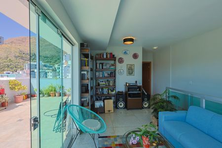 Apartamento à venda com 225m², 4 quartos e 3 vagasSala 2