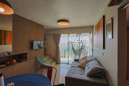 Sala de apartamento à venda com 4 quartos, 225m² em Buritis, Belo Horizonte