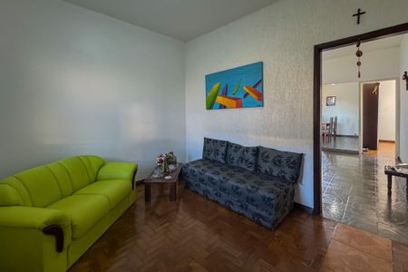 Sala de casa à venda com 2 quartos, 190m² em Novo Eldorado, Contagem