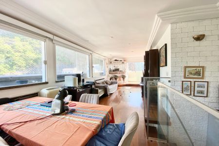 Apartamento à venda com 160m², 3 quartos e 2 vagasSegundo andar- sala