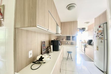 Apartamento à venda com 160m², 3 quartos e 2 vagasCozinha 