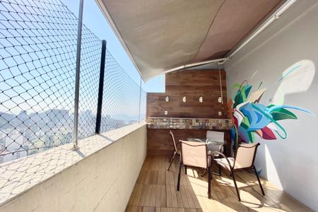 Apartamento à venda com 160m², 3 quartos e 2 vagasTerraço 