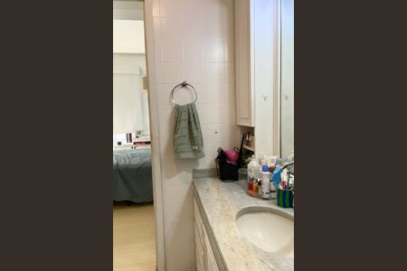 Apartamento à venda com 160m², 3 quartos e 2 vagasSuite 