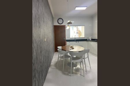 Casa à venda com 140m², 3 quartos e 2 vagasFoto 26