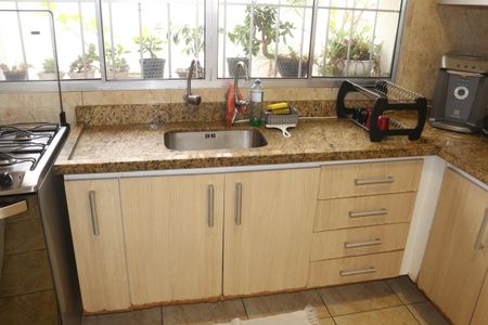 Casa para alugar com 152m², 3 quartos e 3 vagasCozinha