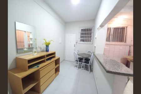 Sala de apartamento para alugar com 1 quarto, 41m² em Centro, São Vicente