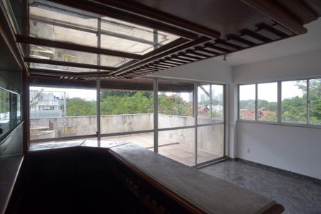 Apartamento à venda com 300m², 3 quartos e 2 vagasVaranda