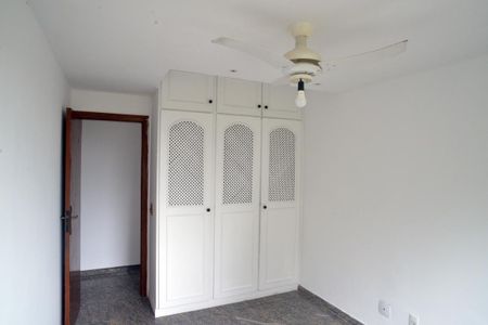 Apartamento à venda com 300m², 3 quartos e 2 vagasQuarto 1