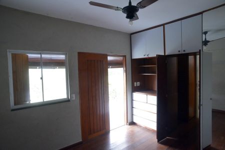 Apartamento à venda com 300m², 3 quartos e 2 vagasSuíte 1