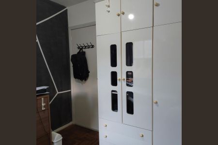 Apartamento à venda com 3 quartos, 80m² em Santo Antônio, Porto Alegre
