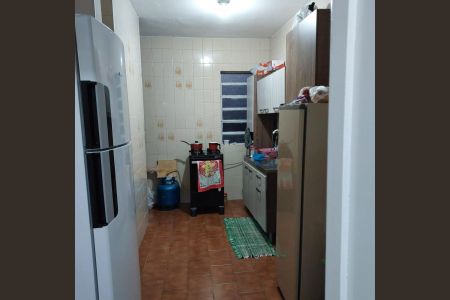 Cozinha de apartamento à venda com 3 quartos, 80m² em Santo Antônio, Porto Alegre