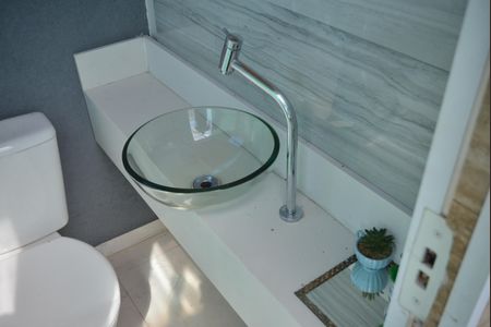 Apartamento à venda com 86m², 2 quartos e 2 vagasBanheiro de serviço