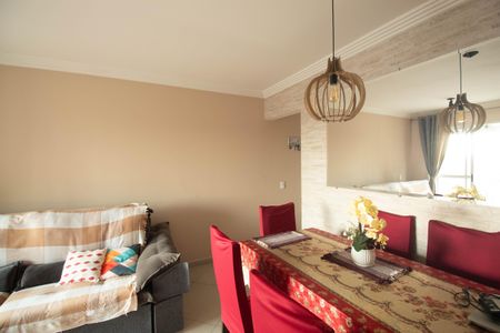 Apartamento à venda com 57m², 3 quartos e 1 vaga Apartamento à venda com 57m², 3 quartos e 1 vagaSala