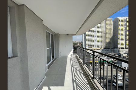 Apartamento para alugar com 73m², 2 quartos e 1 vaga Apartamento para alugar com 73m², 2 quartos e 1 vagaVaranda