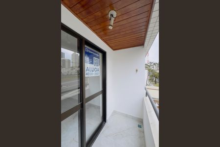 Apartamento para alugar com 67m², 2 quartos e 2 vagasFachada + Plaquinha