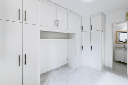 Apartamento para alugar com 67m², 2 quartos e 2 vagasSuíte