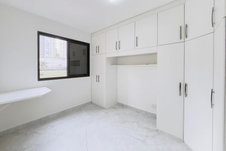 Apartamento para alugar com 67m², 2 quartos e 2 vagasSuíte
