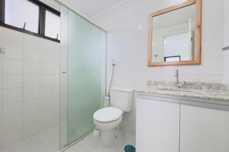 Apartamento para alugar com 67m², 2 quartos e 2 vagasBanheiro da Suíte