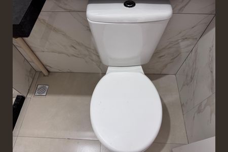 Apartamento para alugar com 45m², 2 quartos e 1 vagaBanheiro Social