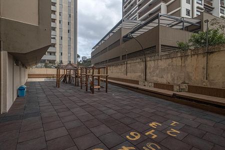 Apartamento à venda com 103m², 2 quartos e 1 vagaÁrea comum