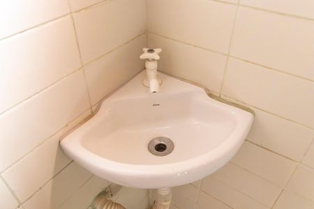 Casa à venda com 280m², 4 quartos e 3 vagasBanheiro de Serviço