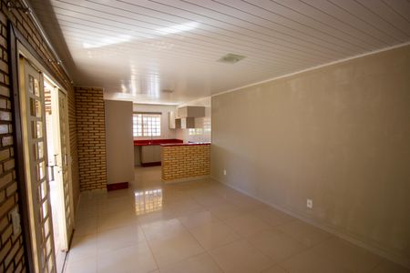 Casa de condomínio para alugar com 490m², 2 quartos e 7 vagasSala/Cozinha
