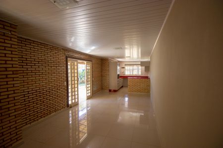 Sala/Cozinha de casa de condomínio para alugar com 2 quartos, 490m² em Setor Habitacional Vicente Pires, Brasília