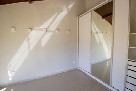 Casa de condomínio para alugar com 490m², 2 quartos e 7 vagasQuarto
