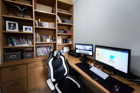 Escritório de casa para alugar com 3 quartos, 370m² em Parque Via Norte, Campinas