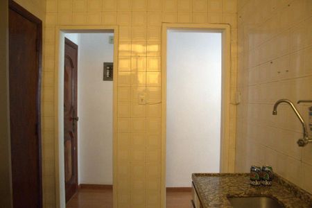 Apartamento à venda com 82m², 2 quartos e 1 vagaCozinha