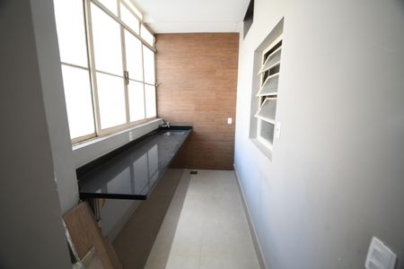 Apartamento à venda com 117m², 3 quartos e 1 vagaÁrea de Serviço