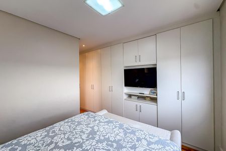 Apartamento à venda com 104m², 3 quartos e 2 vagasSuíte 2