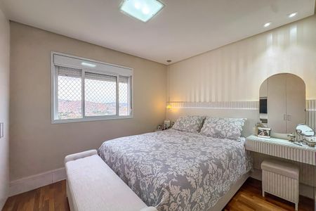 Apartamento à venda com 104m², 3 quartos e 2 vagasSuíte 2