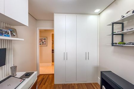 Apartamento à venda com 104m², 3 quartos e 2 vagasEscritório